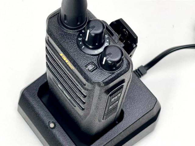 Cách lựa chọn bộ đàm cầm tay có sóng VHF hoặc UHF