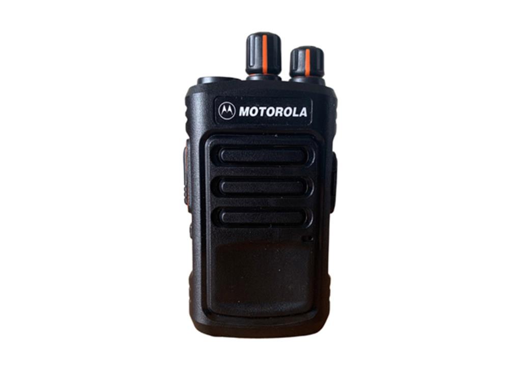 Bộ đàm cầm tay Motorola Xir C6650 tự dò tần số